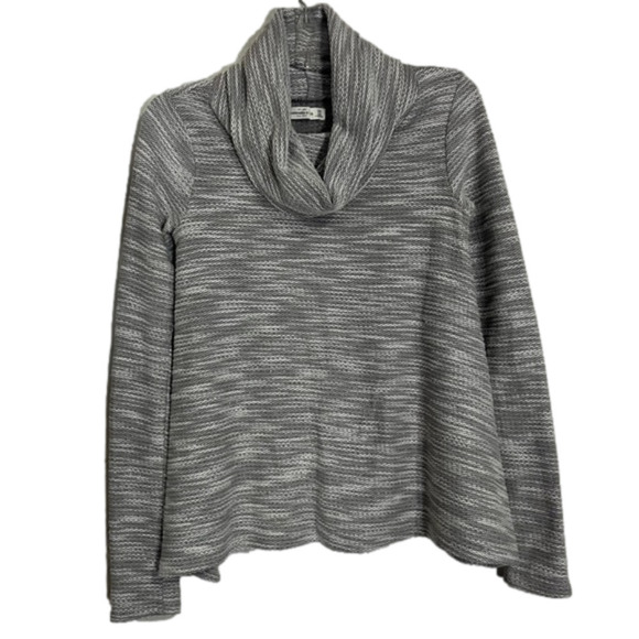 𝅺ABERCROMBIE & Fitch Turtle Neck Sweater Size XS - Picture 1 of 7